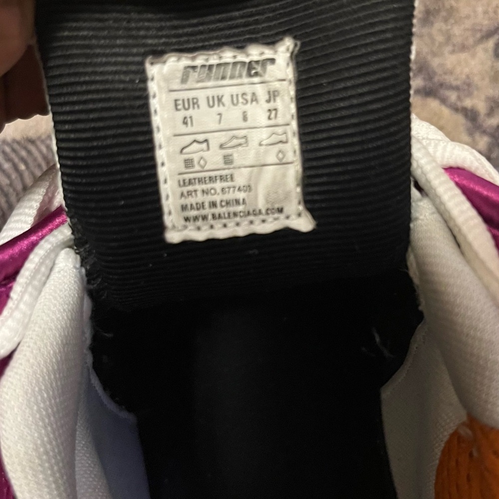 Balenciaga White and Pink Sneakers - Picture 7 of 10